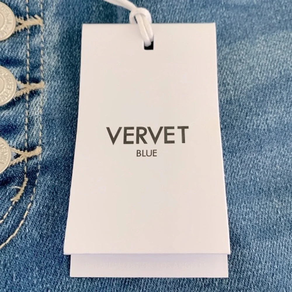 Vervet Amber Mid Rise Skinny Button Fly Jean